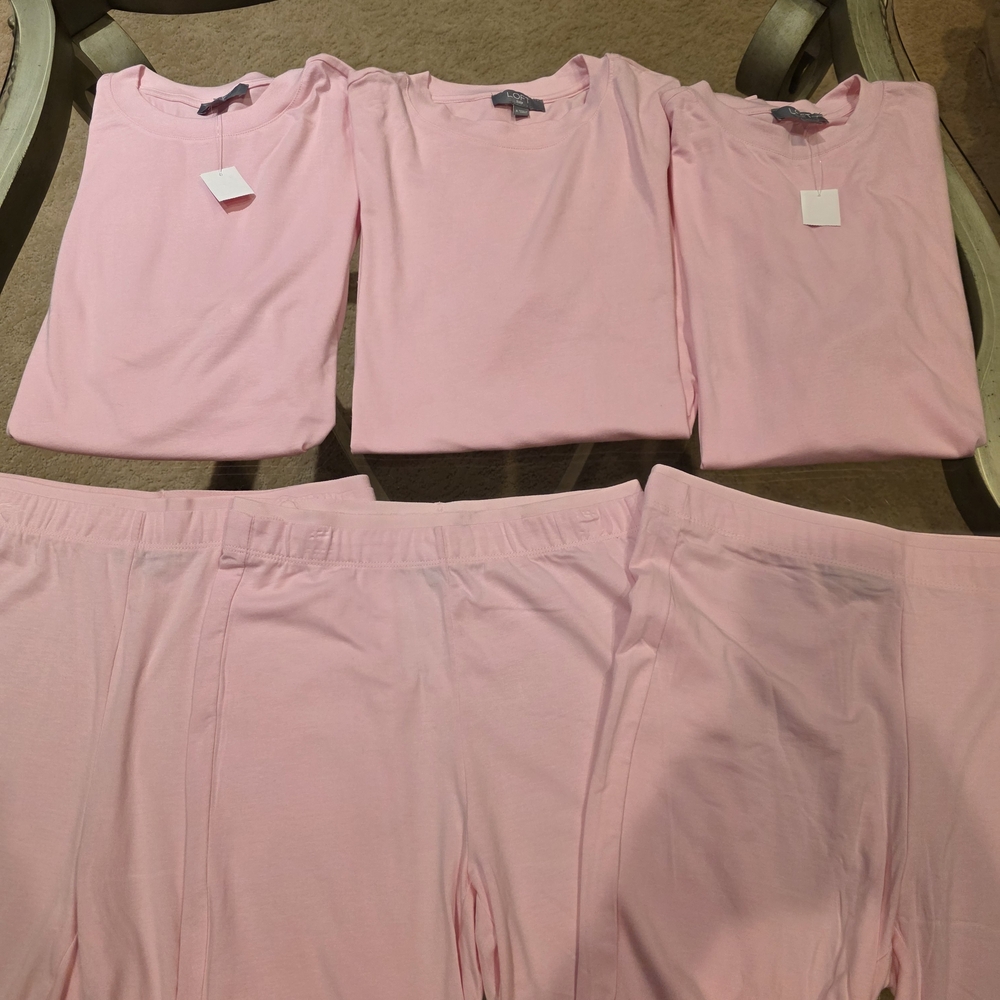 LOFT Soft Pink Sleepwear Set - Picture 3 of 9